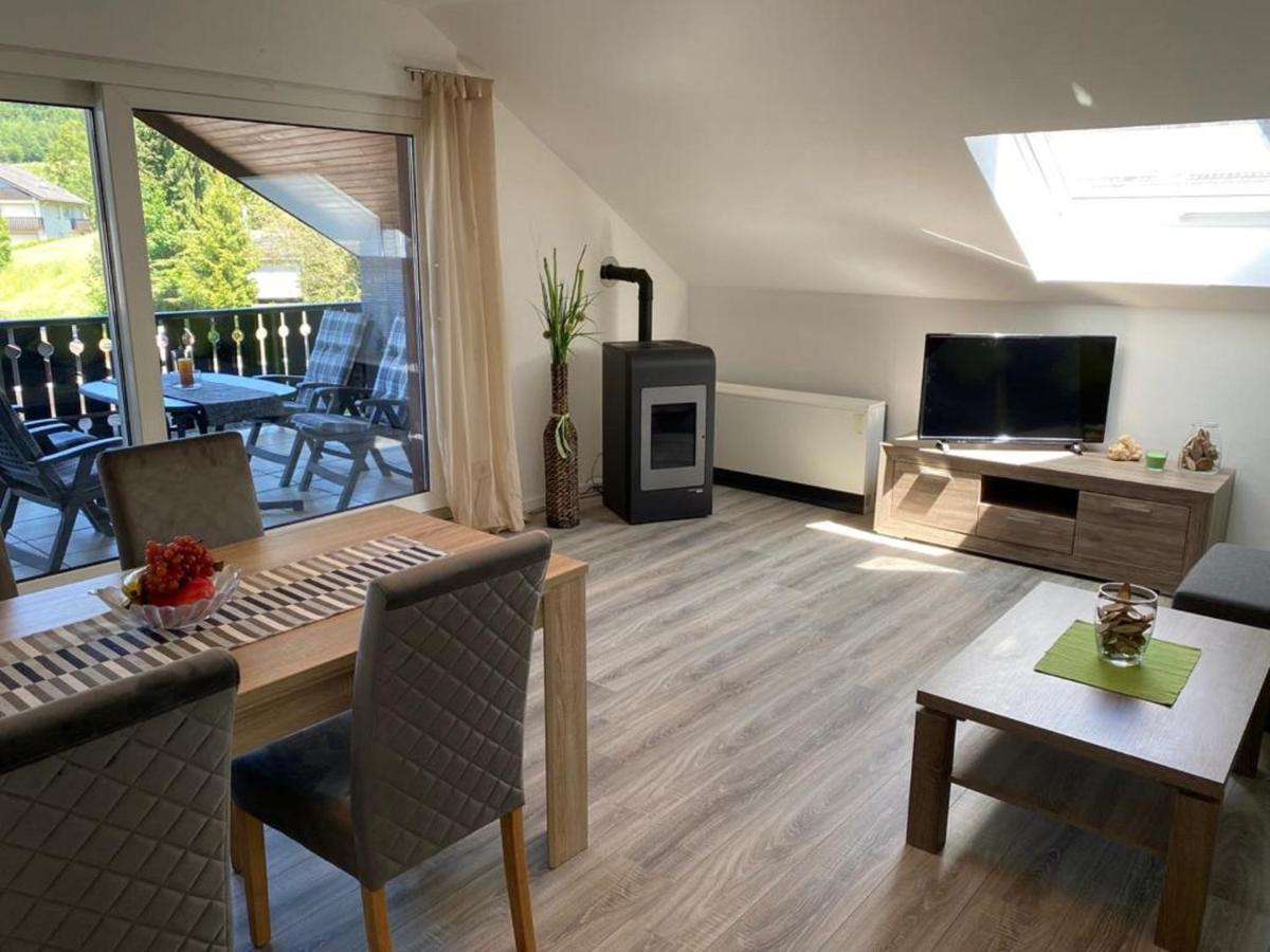 Ferienwohnung Frieda Mit Ueberdachtem Balkon Winterberg Luaran gambar